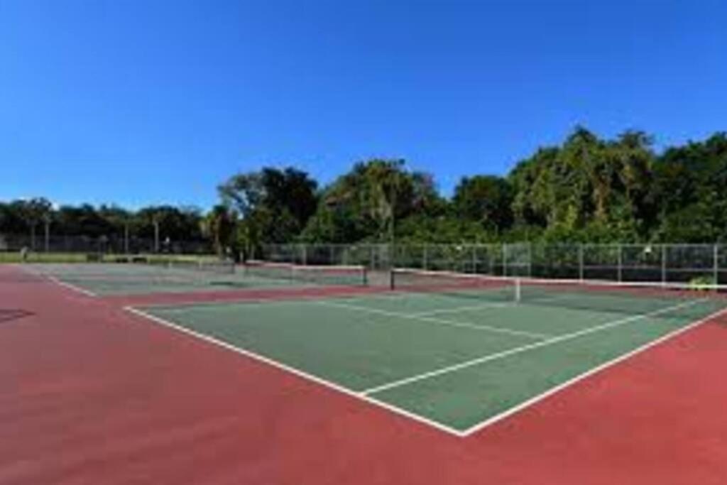 Cozy Near Beaches And Downtown * Sarasota