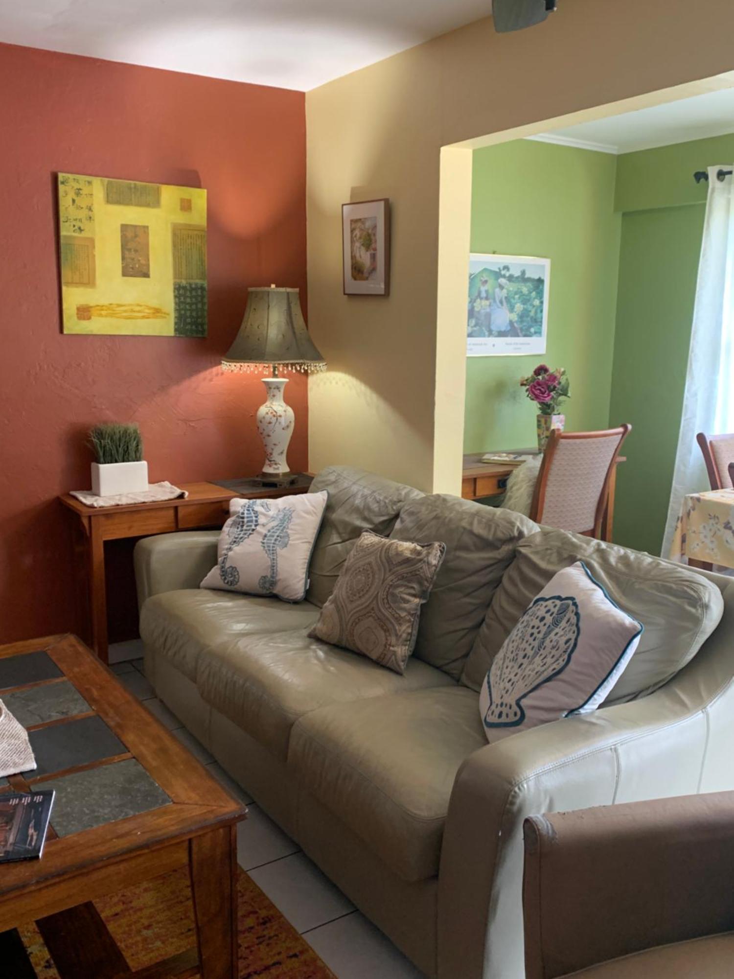 Cozy Near Beaches And Downtown Sarasota
