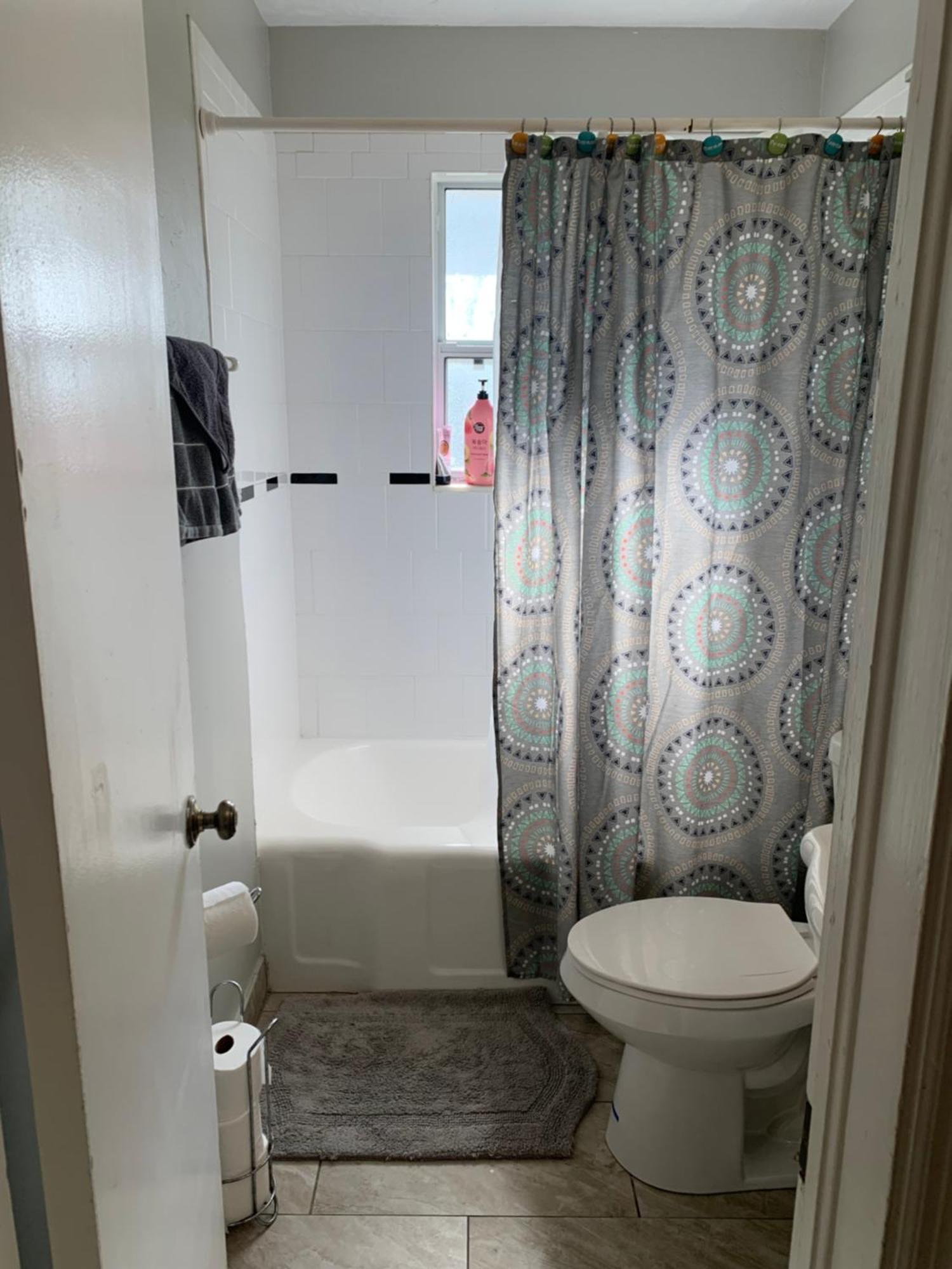 Cozy Near Beaches And Downtown *